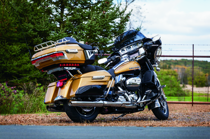 Load image into Gallery viewer, Kuryakyn Tri-Line Accent For Rear Tour-Pak Light Chrome
