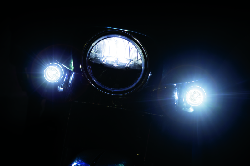 Load image into Gallery viewer, Kuryakyn L.E.D. Bulb 1157 White/Amber
