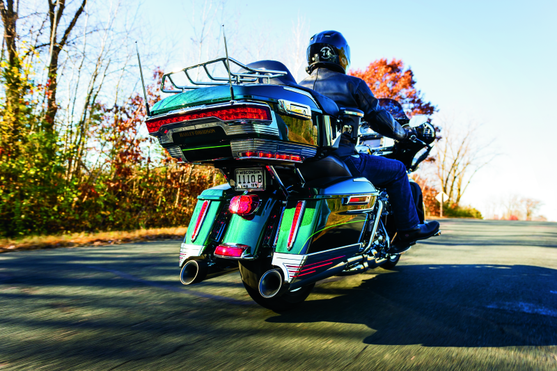 Load image into Gallery viewer, Kuryakyn Tri-Line Accent For Rear Tour-Pak Light Chrome
