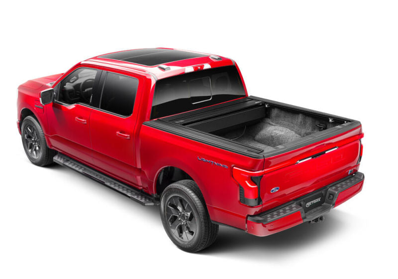 Load image into Gallery viewer, Retrax 21-22 Ford F-150 Super Crew/Super Cab (Incl. 2022 Lightning) 5.5ft Bed RetraxPRO MX
