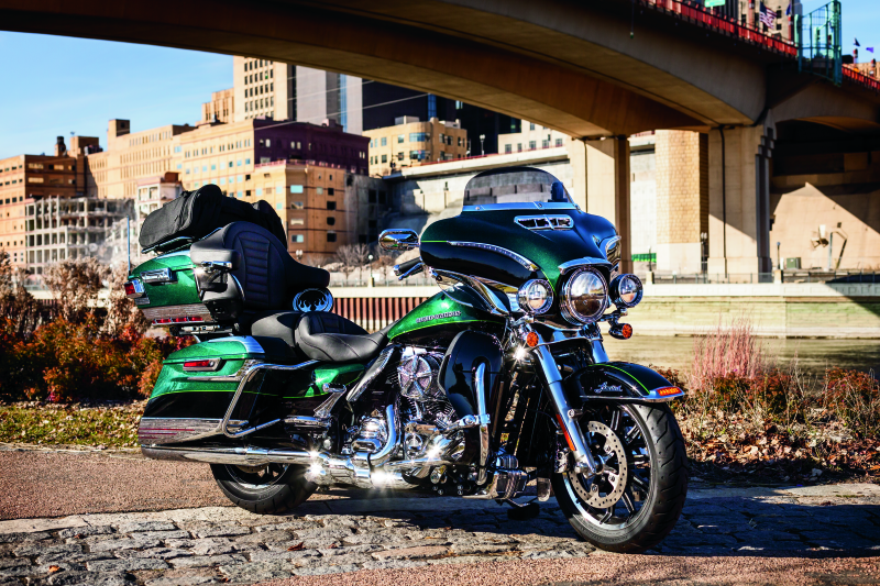 Load image into Gallery viewer, Kuryakyn Relocator For Tour-Pak 14-Up Touring Models Black
