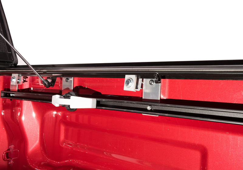 Load image into Gallery viewer, BAK 05-20 Nissan Frontier 6ft Bed BAKFlip G2
