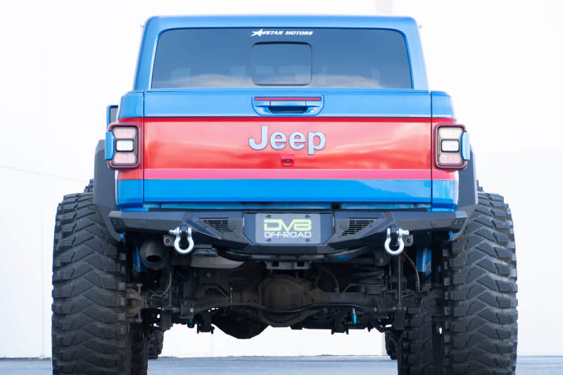 Load image into Gallery viewer, DV8 Offroad 20-23 Jeep Gladiator JT Spec Series Rear Bumper
