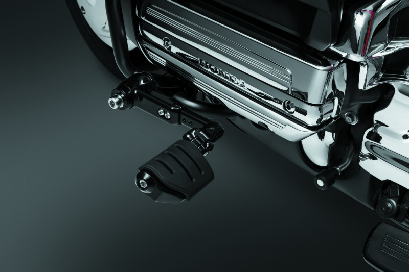 Load image into Gallery viewer, Kuryakyn Ergo III Adjustable Mount With Trident Dually ISO Pegs Gloss Black
