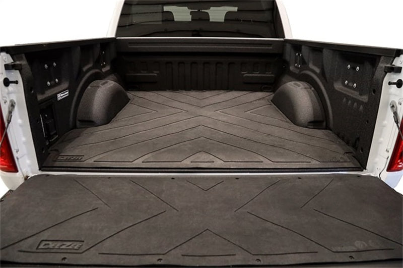 Load image into Gallery viewer, Deezee 15-23 Ford F150 Heavyweight Bed Mat - Custom Fit 5 1/2Ft Bed (X Pattern)

