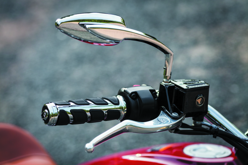 Load image into Gallery viewer, Kuryakyn Kinetic Grips Universal 7/8in Chrome
