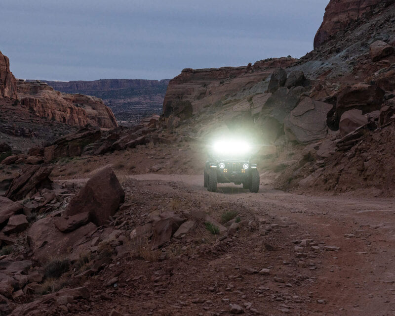Load image into Gallery viewer, Oracle Jeep Wrangler JL/Gladiator JT Integrated Windhsiled LED Light Bar System
