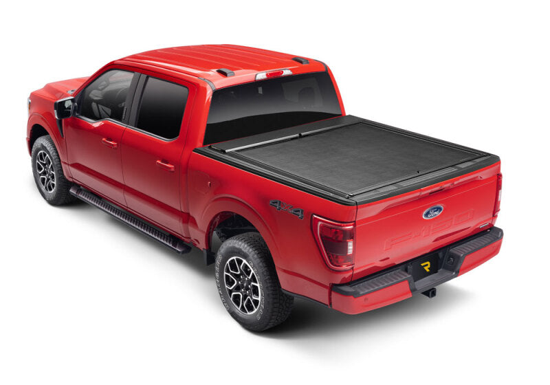 Load image into Gallery viewer, Roll-N-Lock 20-22 Chevrolet Silverado 2500-3500 (82.2in. Bed) M-Series XT Retractable Tonneau Cover
