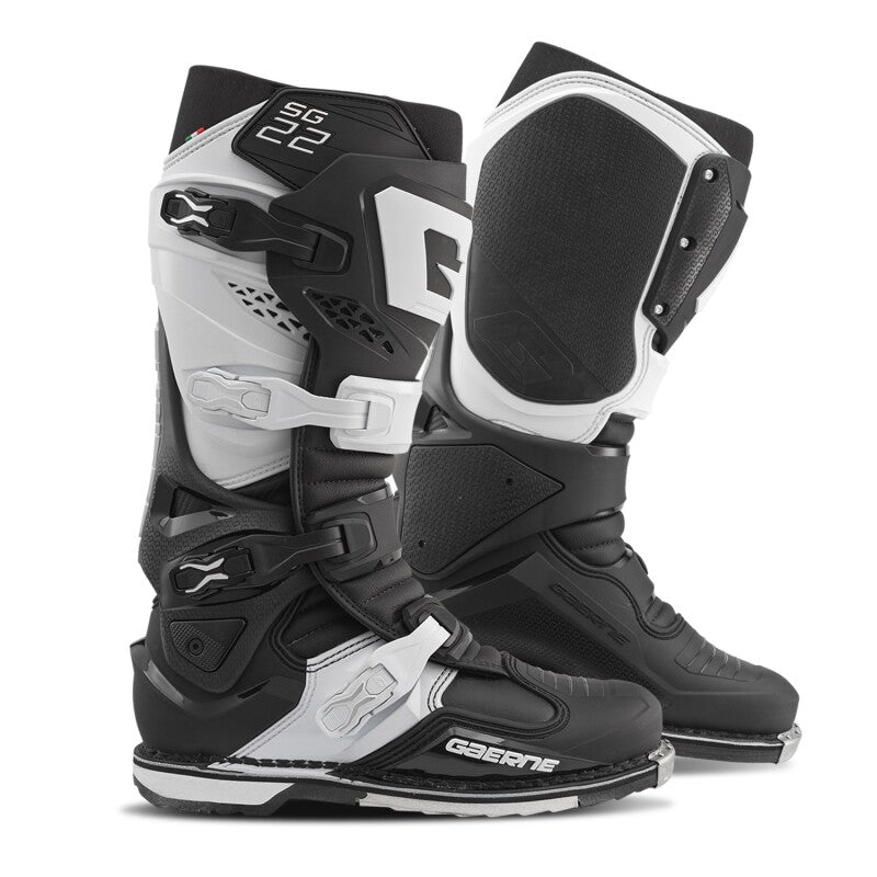 Load image into Gallery viewer, Gaerne SG22 Boot Black/White Size - 10.5
