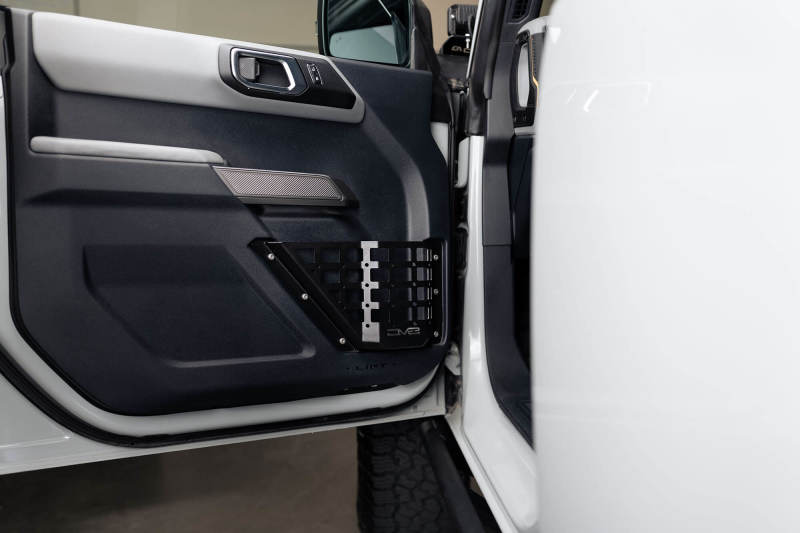 Load image into Gallery viewer, DV8 21-23 Ford Bronco Front Door Pocket Molle Panels

