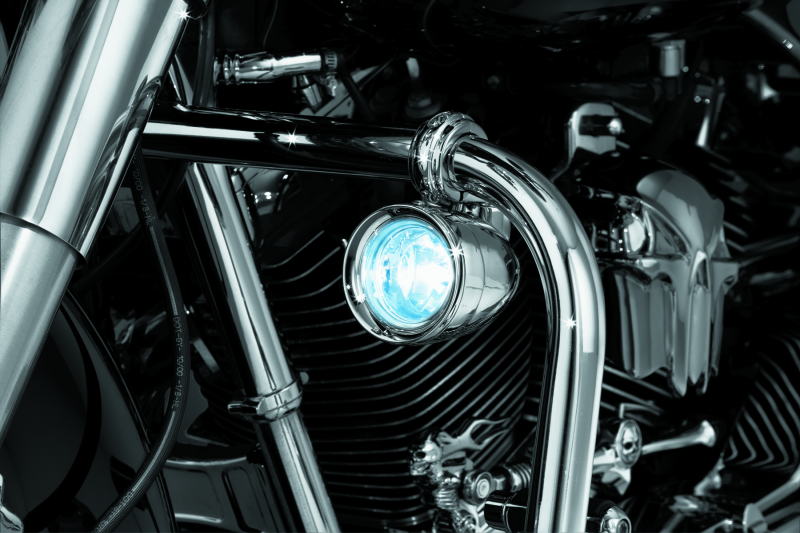 Load image into Gallery viewer, Kuryakyn Engine Guard Mounted Drive Light
