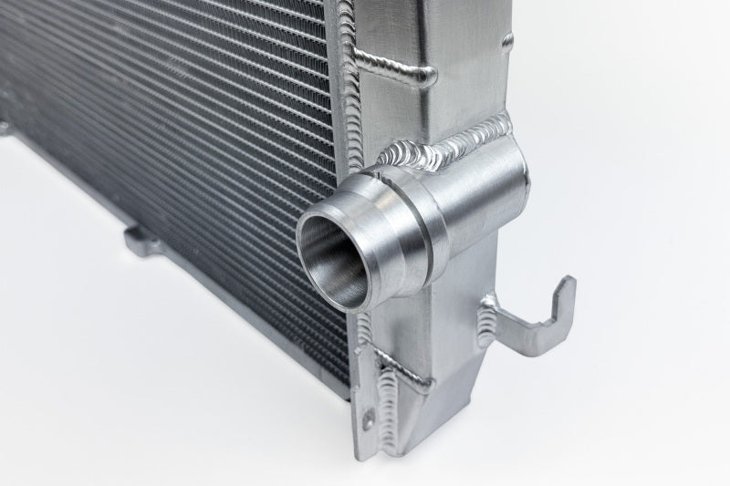 Load image into Gallery viewer, CSF Porsche 955/957 Cayenne / Audi Q7 / VW Touareg Heavy-Duty Performance Radiator
