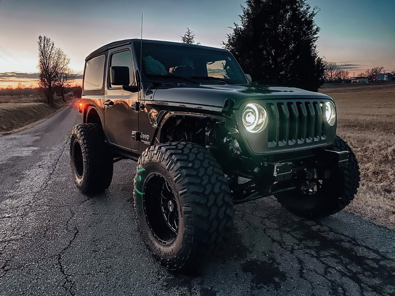 Load image into Gallery viewer, Oracle Jeep JL/Gladiator JT Oculus Switchback Bi-LED Projector Headlights - Amber/White Switchback
