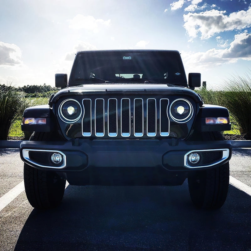 Load image into Gallery viewer, Oracle Jeep JL/Gladiator JT Oculus Switchback Bi-LED Projector Headlights - Amber/White Switchback
