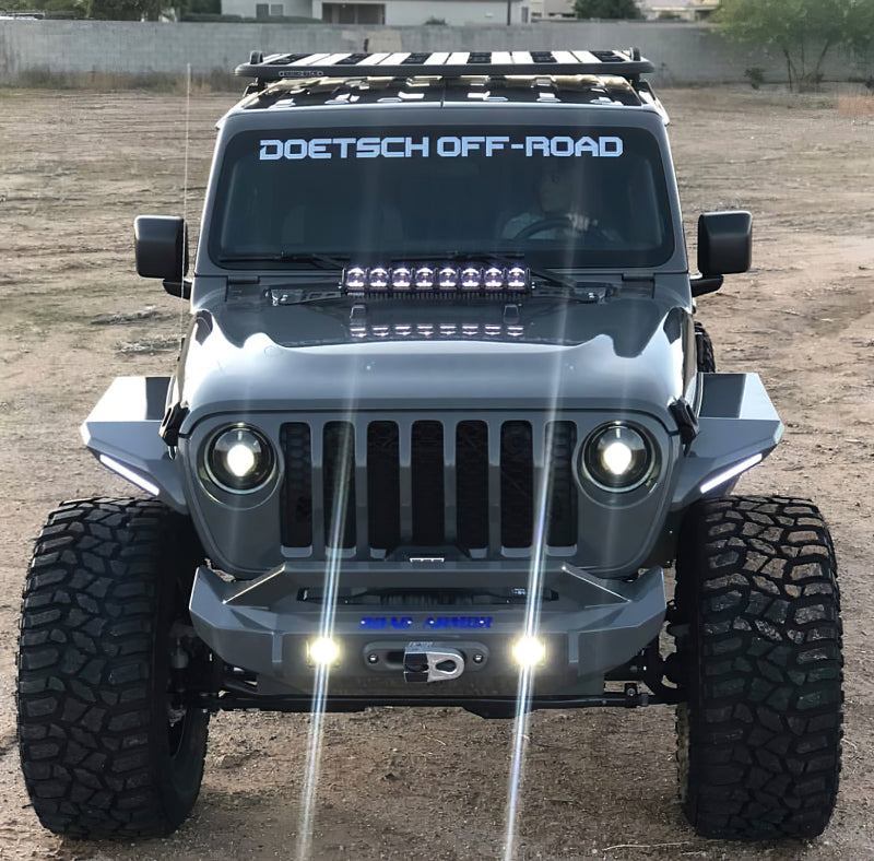 Load image into Gallery viewer, Oracle Jeep JL/Gladiator JT Oculus Switchback Bi-LED Projector Headlights - Amber/White Switchback
