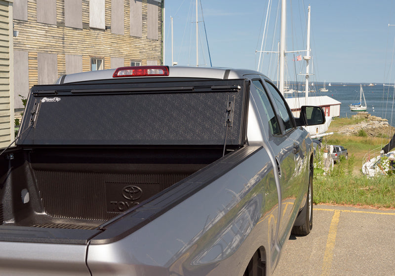 Load image into Gallery viewer, BAK 07-20 Toyota Tundra 5ft 6in Bed BAKFlip G2
