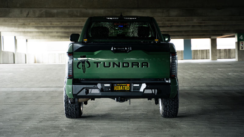 Load image into Gallery viewer, DV8 Offroad 2022-2023 Toyota Tundra MTO Series Rear Bumper
