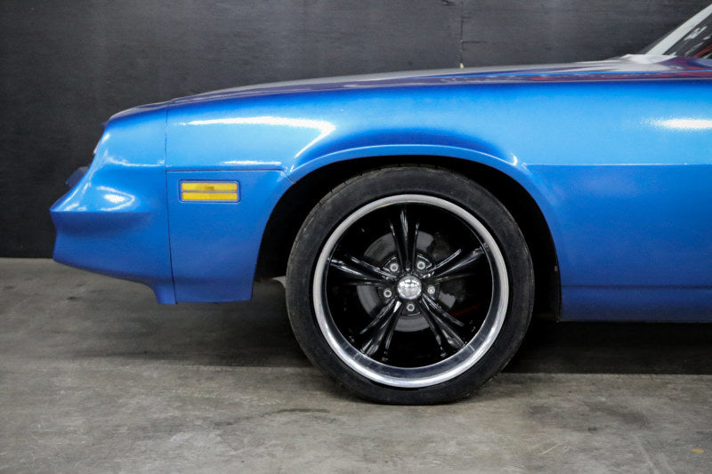 Load image into Gallery viewer, UMI Performance 70-81 GM F-Body Lowering Spring Front 2in Lowering
