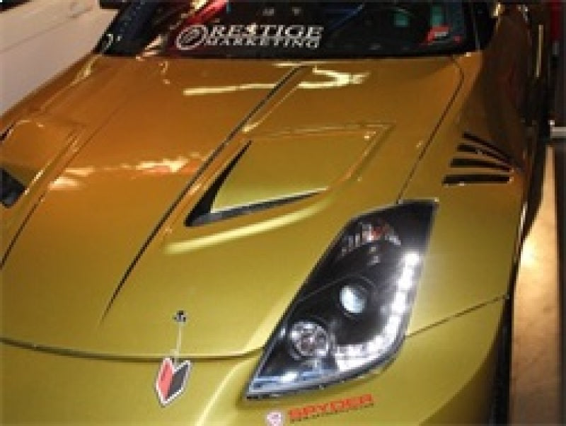 Load image into Gallery viewer, Spyder Nissan 350Z 03-05 Projector Headlights Halogen Model Only - DRL Black PRO-YD-N350Z02-DRL-BK
