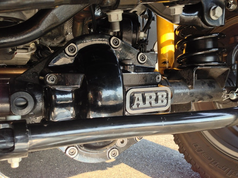 Load image into Gallery viewer, ARB Diffcover Blk Chrysler8.25
