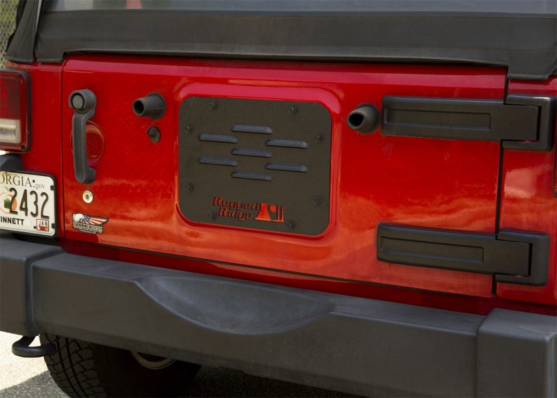 Load image into Gallery viewer, Rugged Ridge Tire Carrier Delete Plate 07-18 Jeep Wrangler JK
