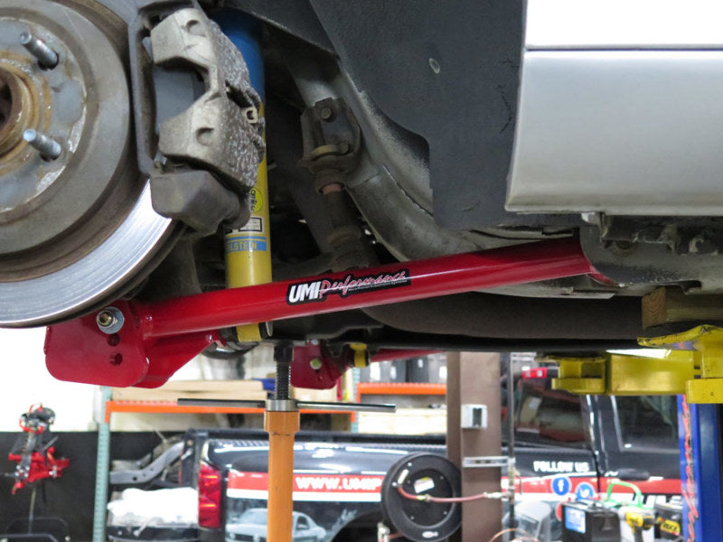 Load image into Gallery viewer, UMI Performance 82-02 GM F-Body Tubular Non-Adjustable Lower Control Arms
