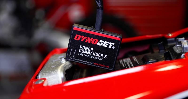 Load image into Gallery viewer, Dynojet 02-06 Harley-Davidson Touring Power Commander 6
