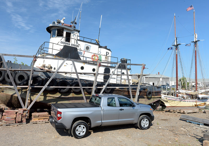Load image into Gallery viewer, BAK 07-20 Toyota Tundra 5ft 6in Bed BAKFlip G2
