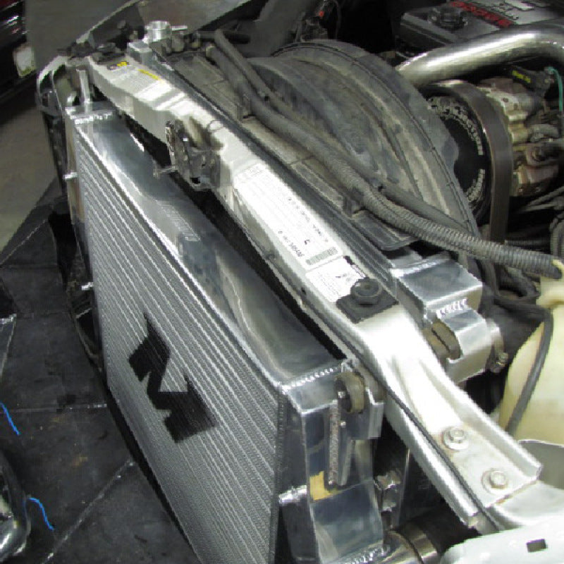 Load image into Gallery viewer, Mishimoto 03-09 Dodge 5.9L/6.7L Cummins Intercooler (Silver)
