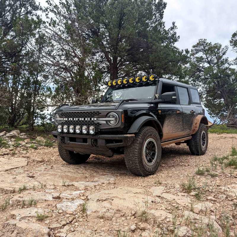 Load image into Gallery viewer, KC HiLiTES 21+ Ford Bronco 39in. Gravity LED Pro6 Light Bar Kit Front Bumper
