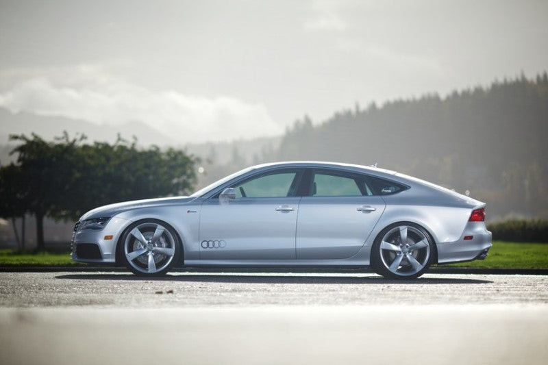 Load image into Gallery viewer, AWE Tuning Audi C7 A7 3.0T Touring Edition Exhaust - Dual Outlet Diamond Black Tips
