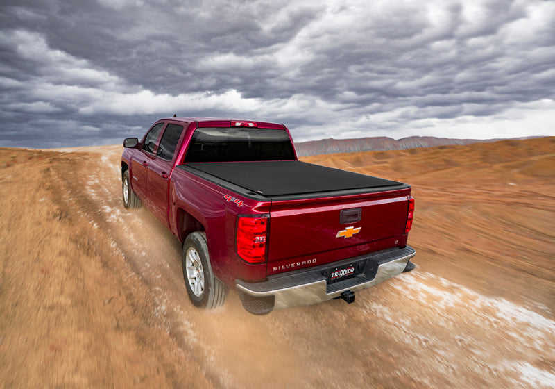 Load image into Gallery viewer, Truxedo 19-20 Ram 1500 (New Body) w/o Multifunction Tailgate 5ft 7in Pro X15 Bed Cover
