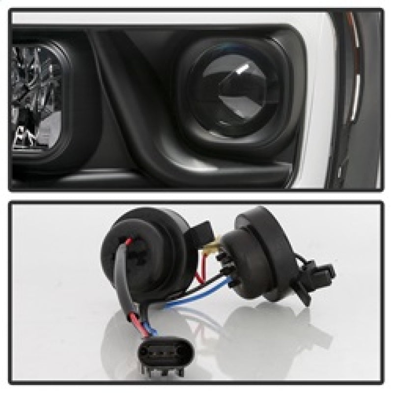 Load image into Gallery viewer, Spyder Dodge Ram 1500 06-08 V2 Projector Headlights - Light Bar DRL - Black (PRO-YD-DR06V2-LB-BK)
