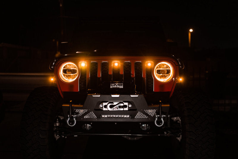 Load image into Gallery viewer, DV8 Offroad 2018+ Jeep JL Grill Amber Marker Lights
