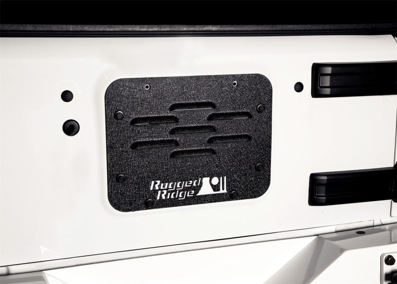 Load image into Gallery viewer, Rugged Ridge Tire Carrier Delete Plate 07-18 Jeep Wrangler JK
