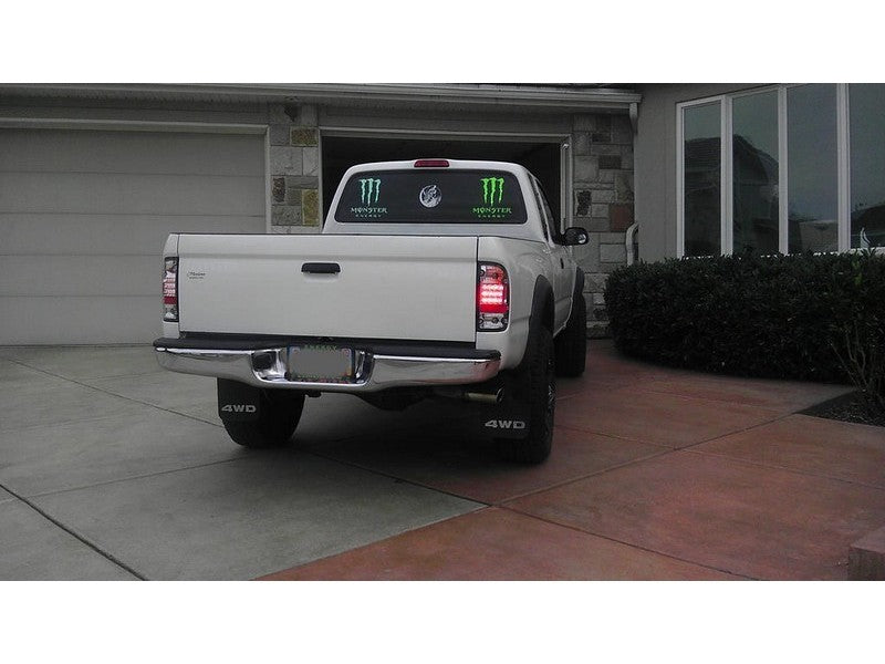 Load image into Gallery viewer, Spyder Toyota Tacoma 01-04 LED Tail Lights Red Clear ALT-YD-TT01-LED-RC
