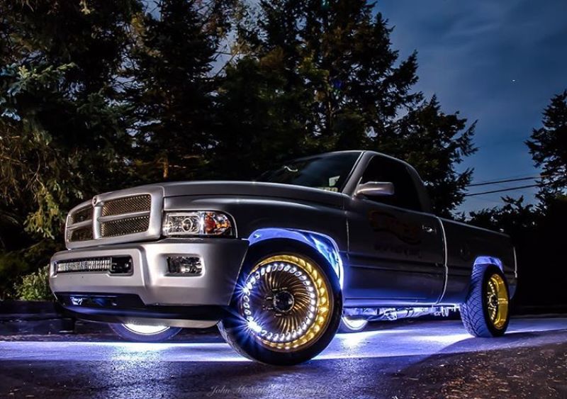 Load image into Gallery viewer, Oracle LED Illuminated Wheel Rings - Double LED - White

