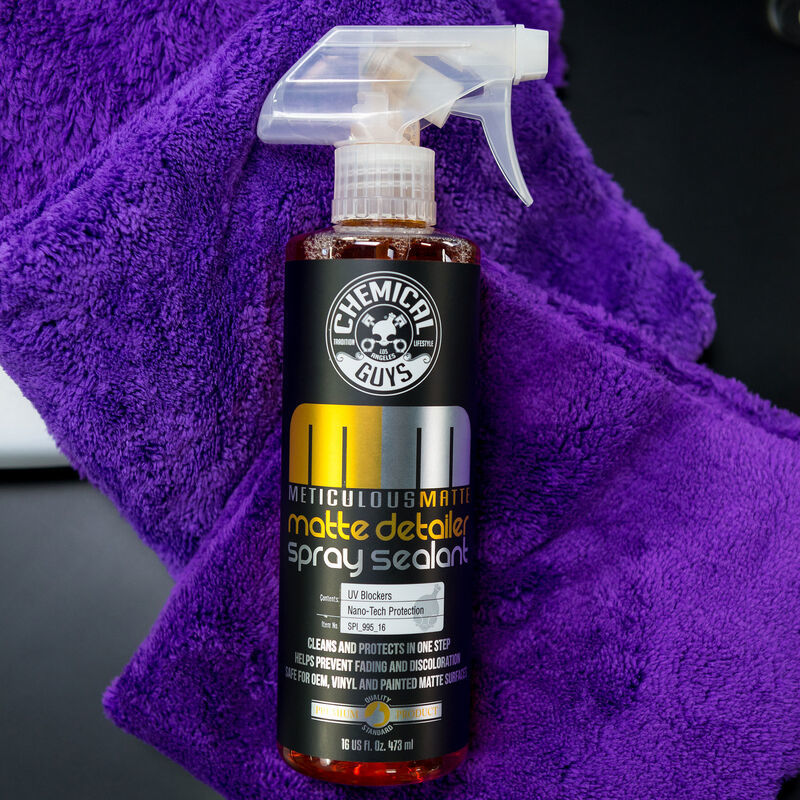 Load image into Gallery viewer, Chemical Guys Meticulous Matte Detailer &amp; Spray Sealant - 16oz
