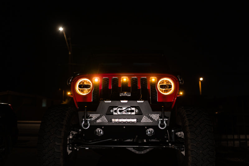 Load image into Gallery viewer, DV8 Offroad 2018+ Jeep JL Grill Amber Marker Lights
