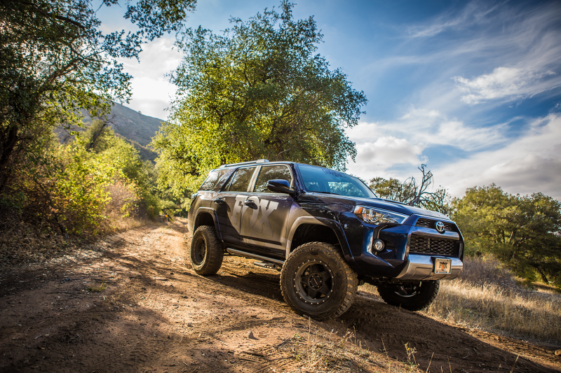 Load image into Gallery viewer, Fox 07+ Toyota Tundra 2.0 Performance Series 11.6 Smooth Body IFP. Rear Shock w/ 5-7in. Lift

