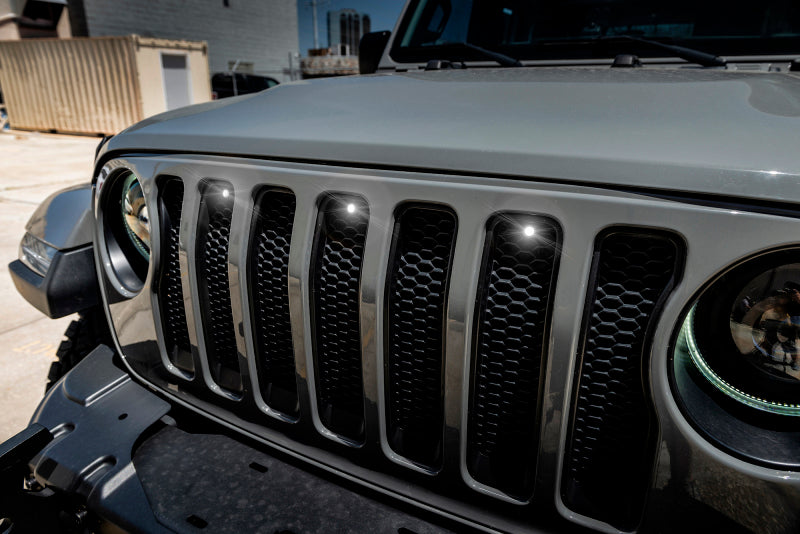 Load image into Gallery viewer, Oracle Pre-Runner Style LED Grille Kit for Jeep Wrangler JL - White
